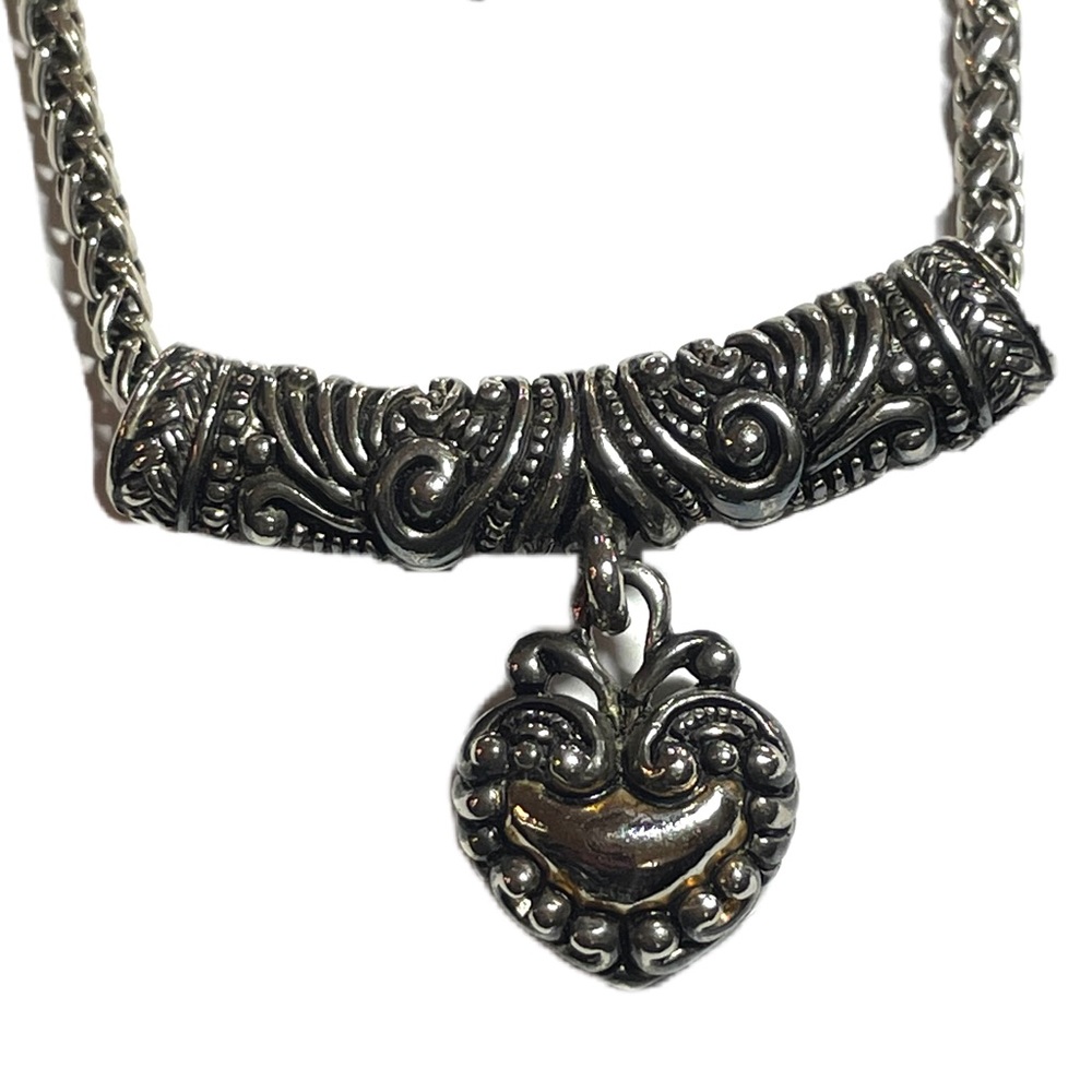 Charming filigree necklace!